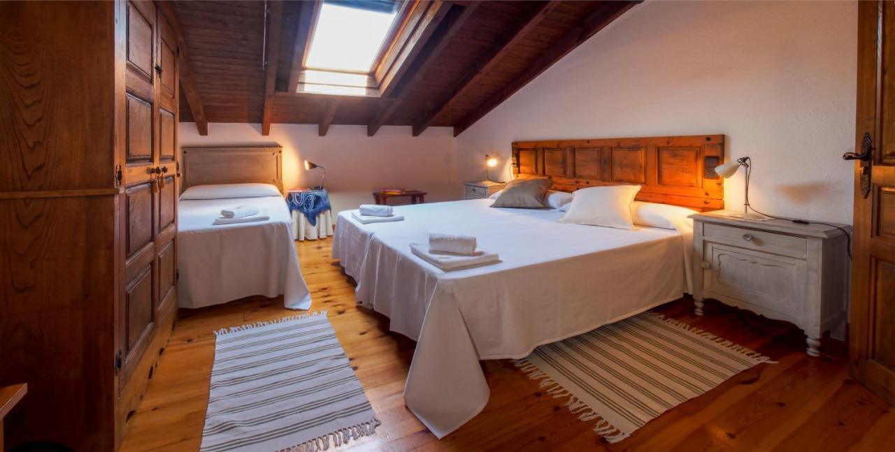 Casa De La Montana Albergue Turistico Авин Экстерьер фото